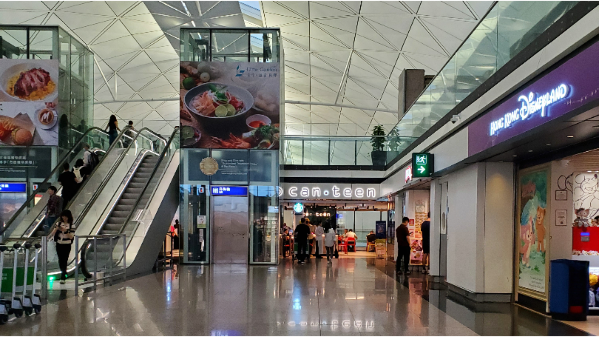 Shopping At Hong Kong Airport